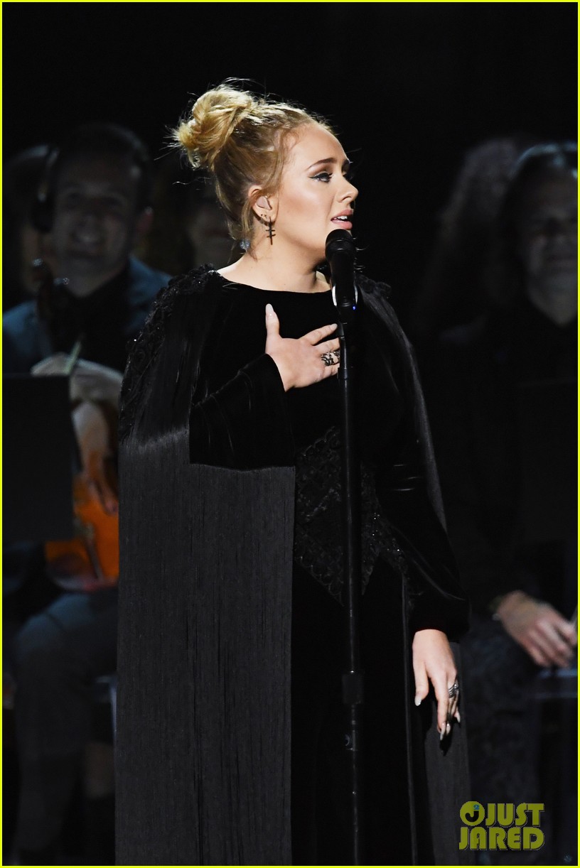 Adele Grammys 2017 Celebs React to Stopping Performance Photo