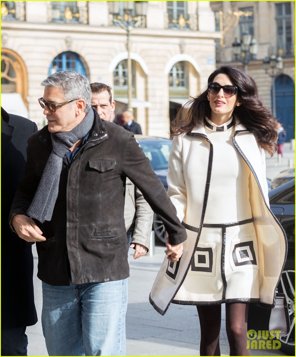 Clooney & Pregnant Amal Spend a Casual Day in Paris Photo