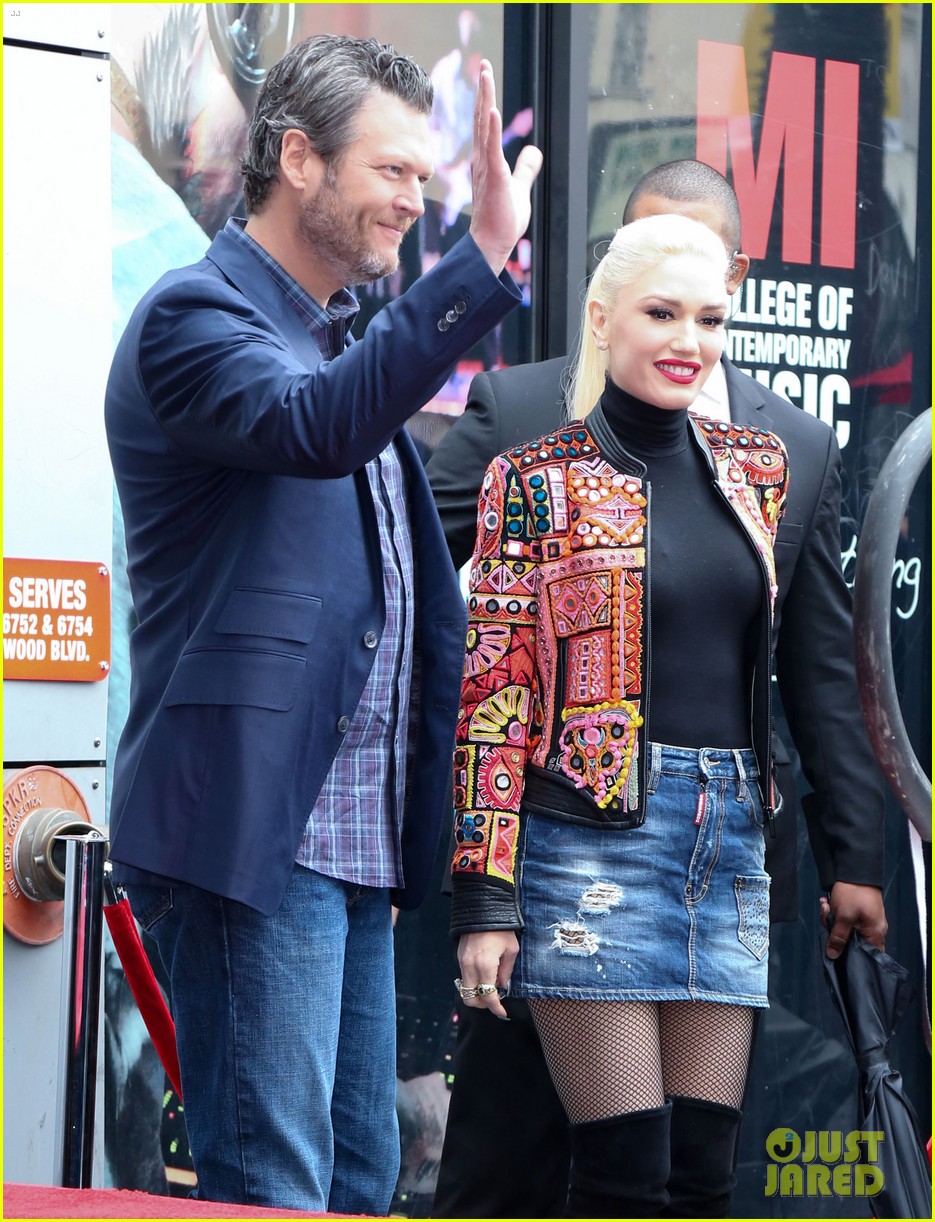 Full Sized Photo of gwen stefani blake shelton support adam levine at
