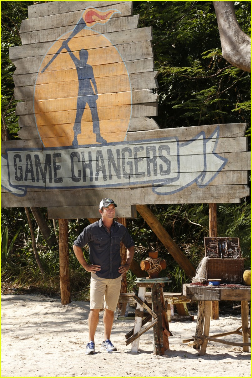 'Survivor' Host Jeff Probst Sizes Up the 'Game Changers' Cast Photo