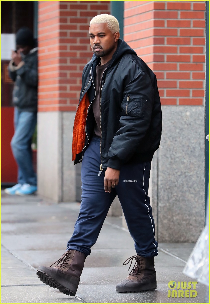 Kanye West Dyes His Hair Platinum Blond Again! Photo 3857148 Kanye West Photos Just Jared