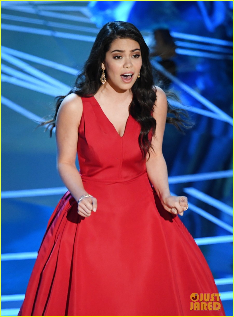 'Moana' Oscars Performance Video 2017 Watch
