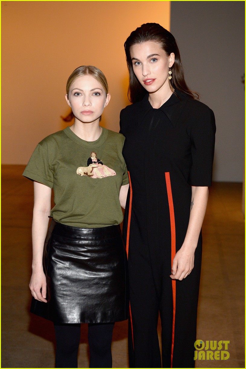 Photo: rowan blanchard creatures nyfw front row 06 | Photo 3857337