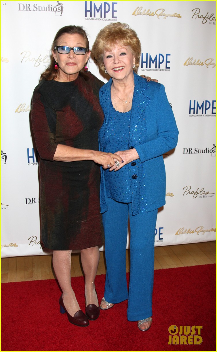 Carrie Fisher & Debbie Reynolds' Public Memorial Details Photo 3875989