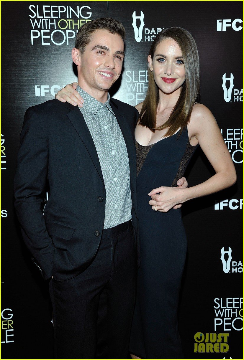 Dave Franco &amp; Alison Brie Are Officially Married! Photo