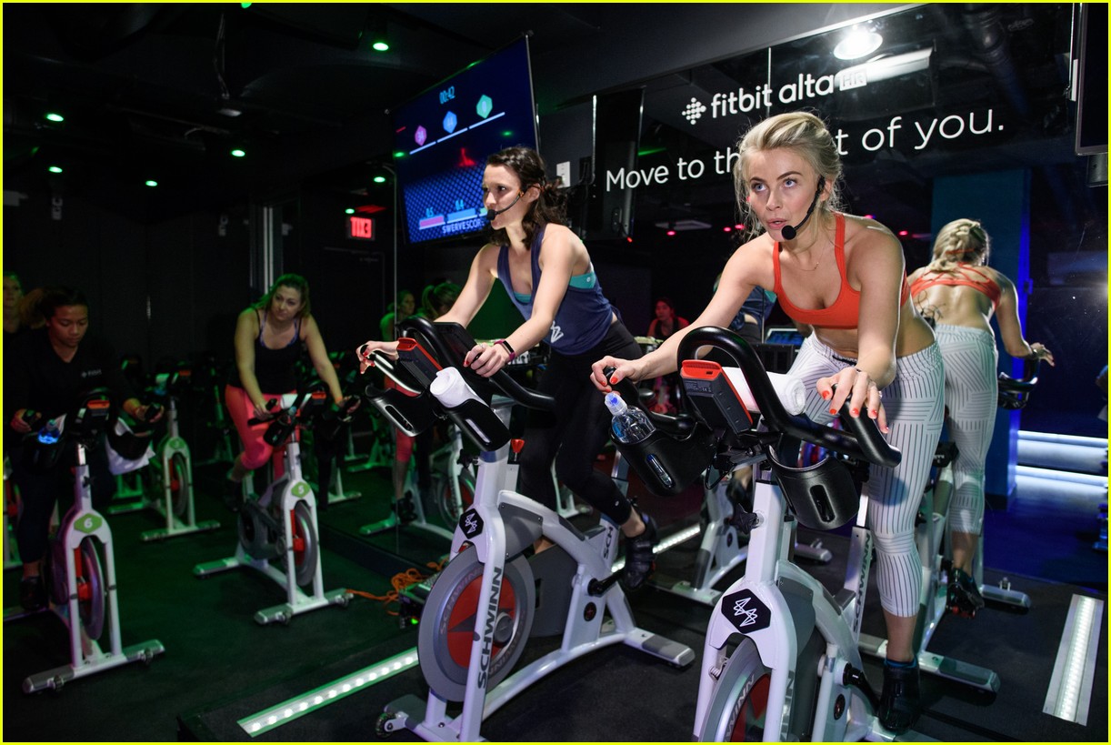 Julianne Hough Refuses to Lose Weight for Her Wedding 'I Don't Want to