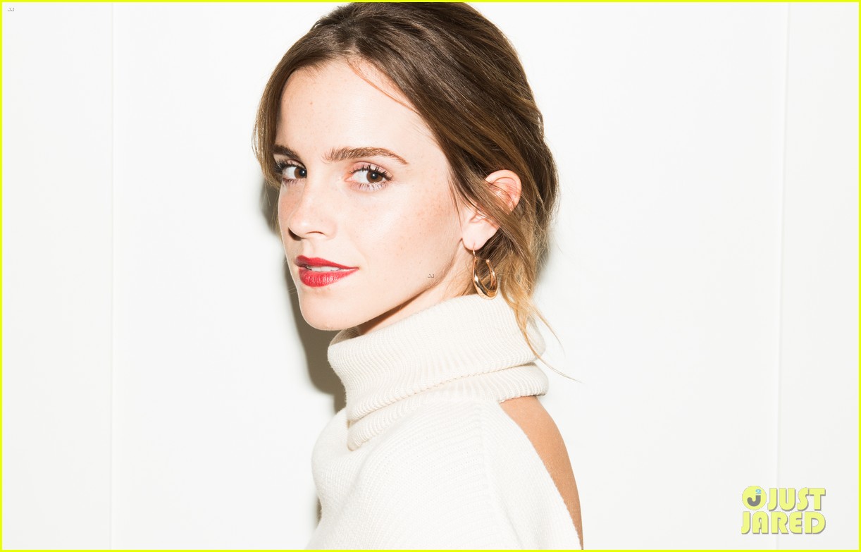 Emma Watson's GoTo Binge Watch Of Choice Is 'Friends'! Photo 3870398