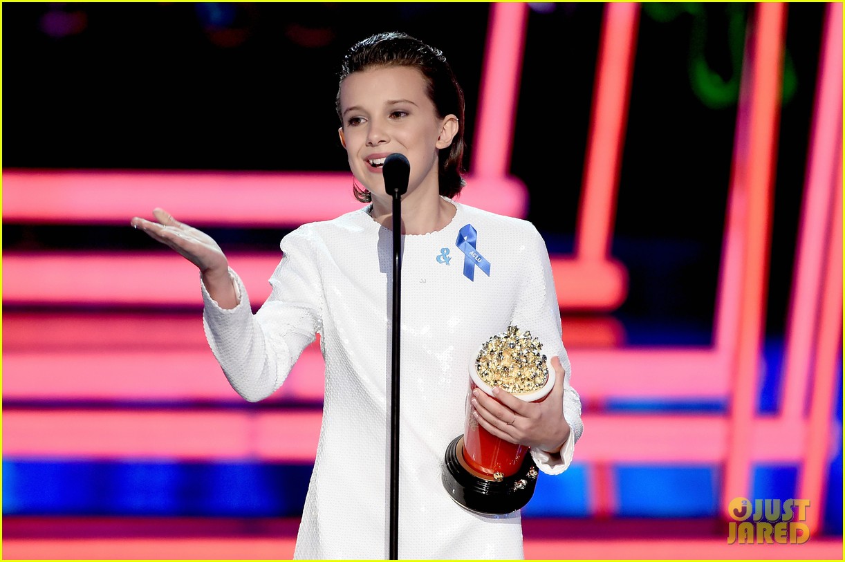 Millie Bobby Brown Cries While Accepting MTV Movie TV Award 2017 
