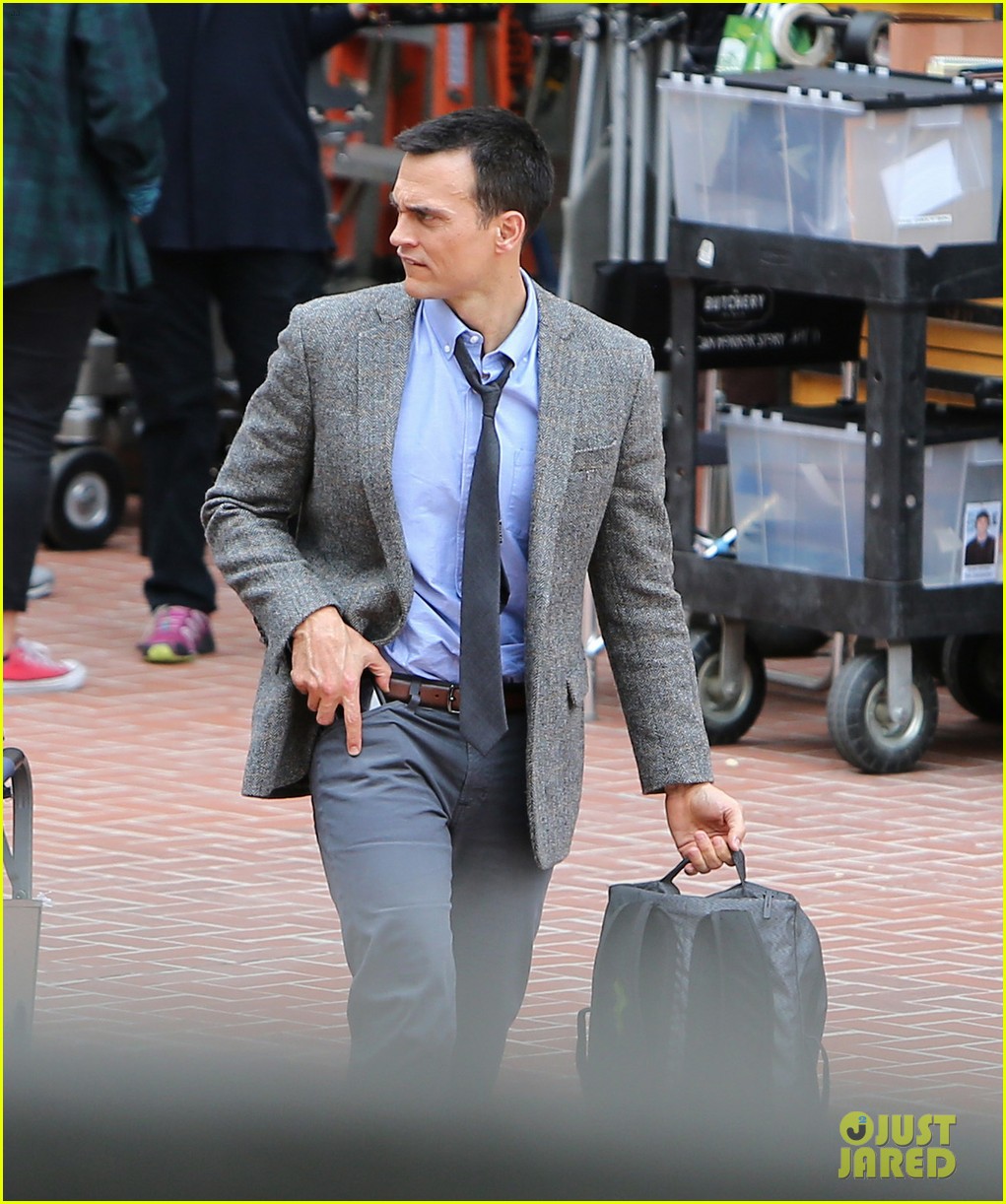 Cheyenne Jackson Confirmed for 'AHS' Season 7, Spotted Filming on Set