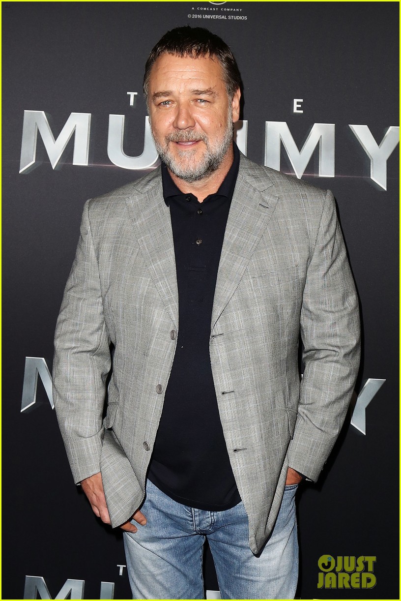 Photo: tom cruise the mummy cast put on their best for australian