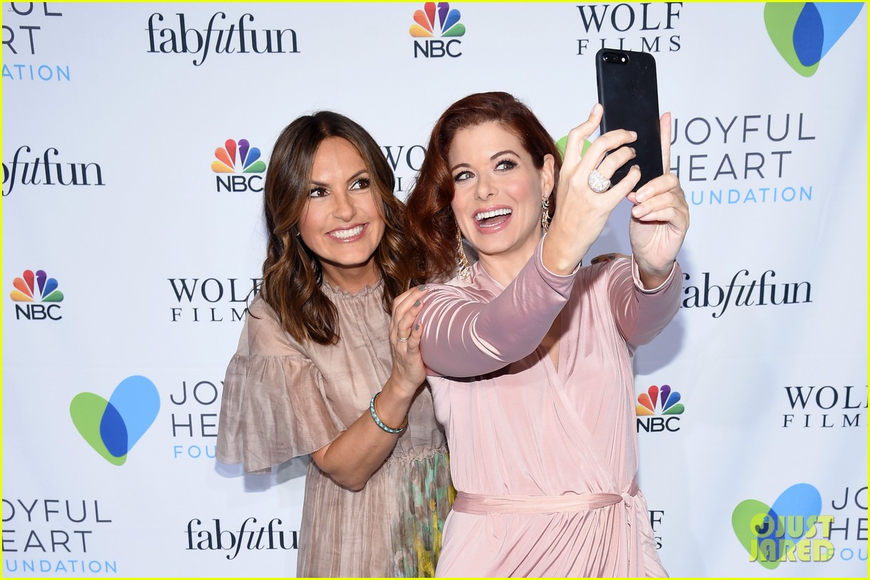 Mariska Hargitay Gets Support From Hubby Peter Hermann & Debra Messing