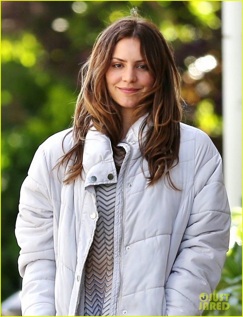 Katharine McPhee Gets Into Character on 'Lost Wife of Robert Durst' Set Photo 3905297 Daniel Katharine McPhee Gets Into Character on 'Lost Wife of Robert Durst' Set Photo 3905297 Daniel