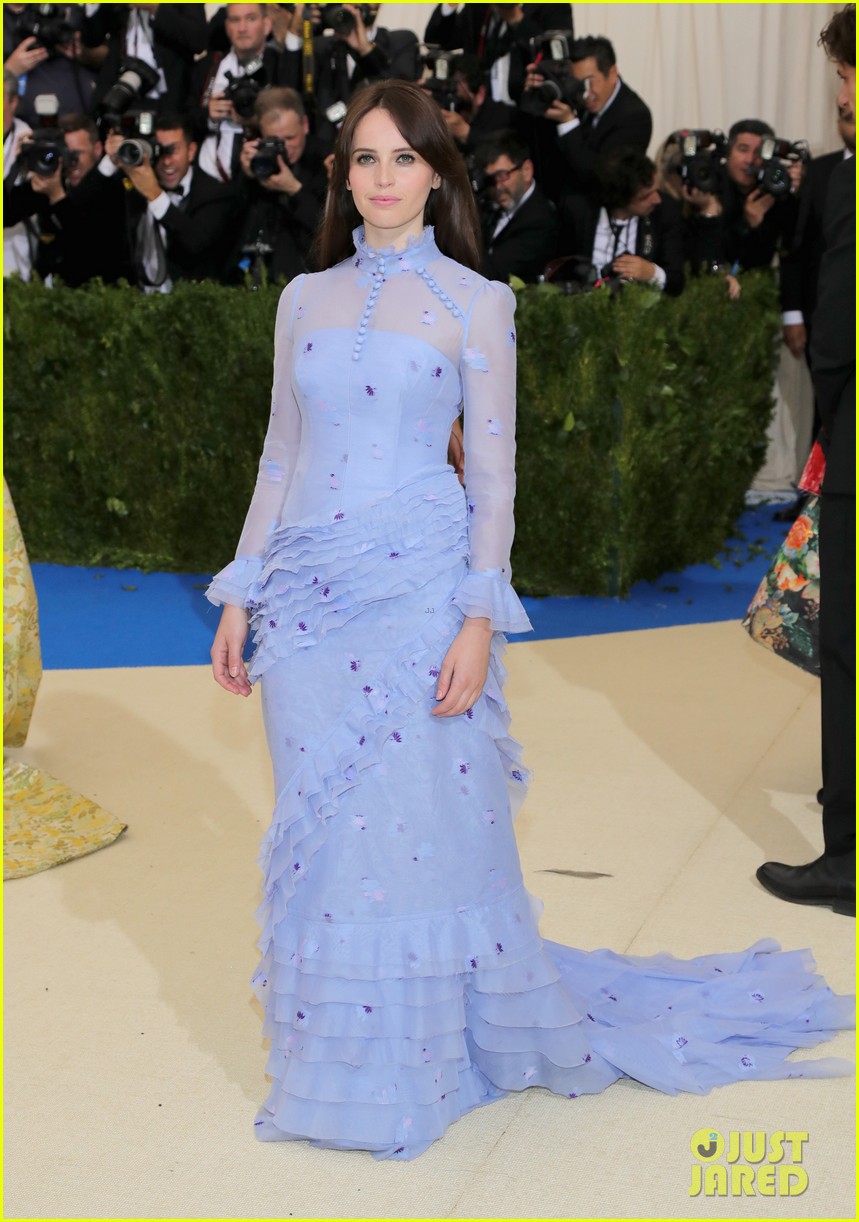 Met Gala 2017 Full Celebrity Guest List, Plus Red Carpet Pics! Photo