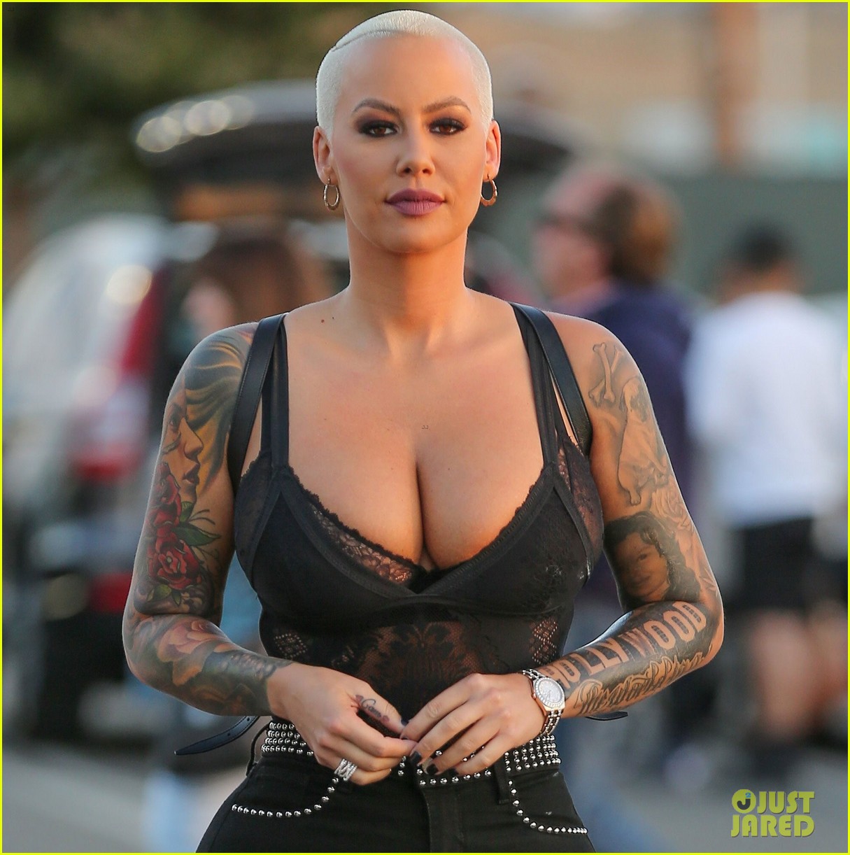 Amber Rose Challenges Fans to Post Their Own 'Fire Ass Feminist Post&a...