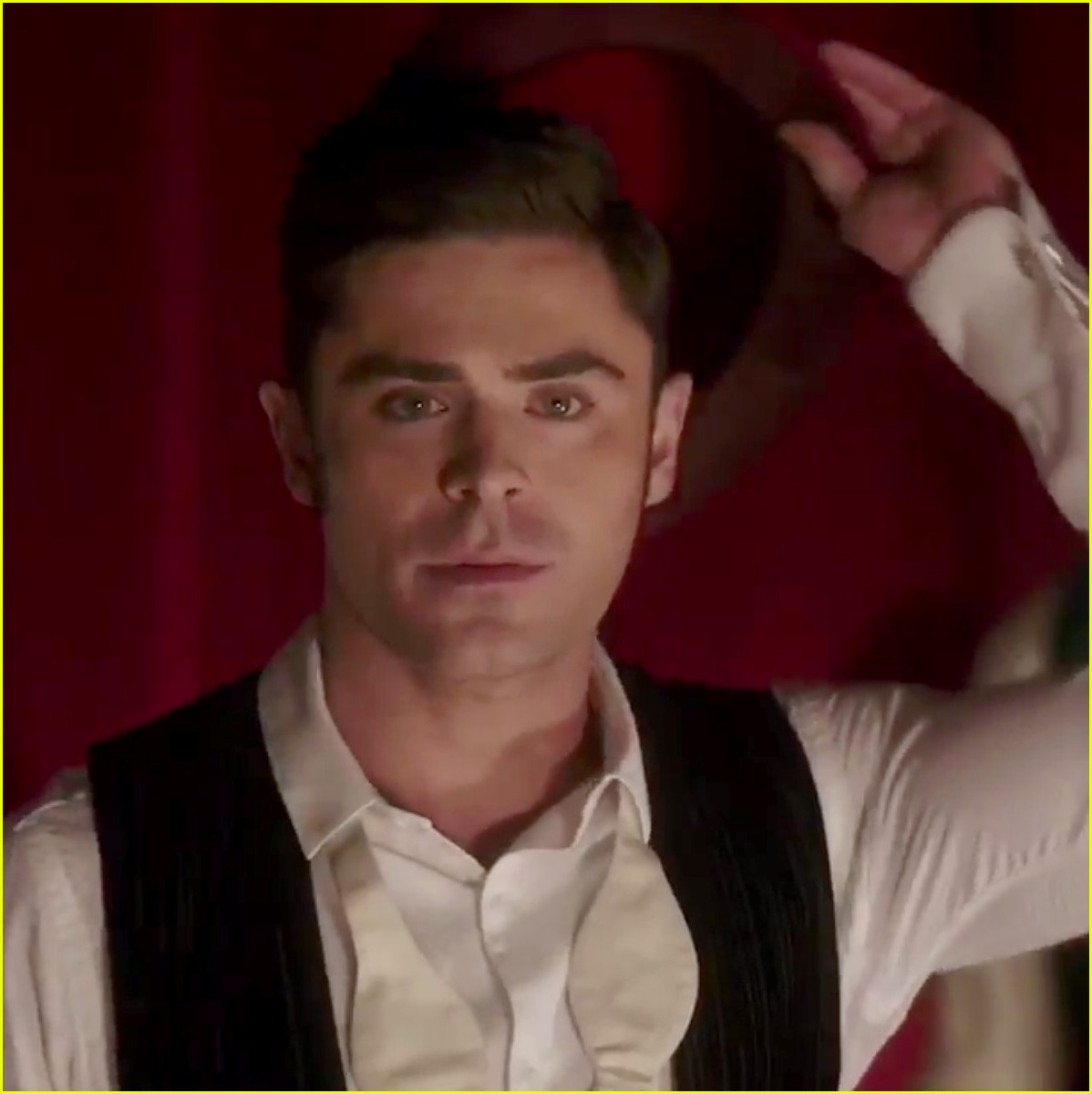 Zac Efron & Zendaya Do Trapeze in 'Greatest Showman' Tease! Photo