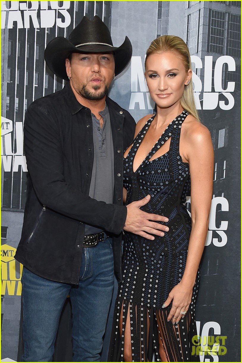 Jason Aldean's Wife Brittany Kerr Debuts Baby Bump on CMT Awards 2017