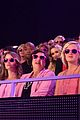 miranda lambert hands out pink sunglasses during cmt awards performance 02