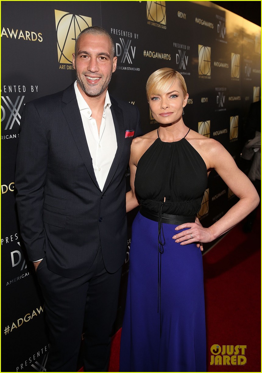 Jaime Pressly Is Pregnant with Twin Boys! Photo 3910454 Jaime(01)