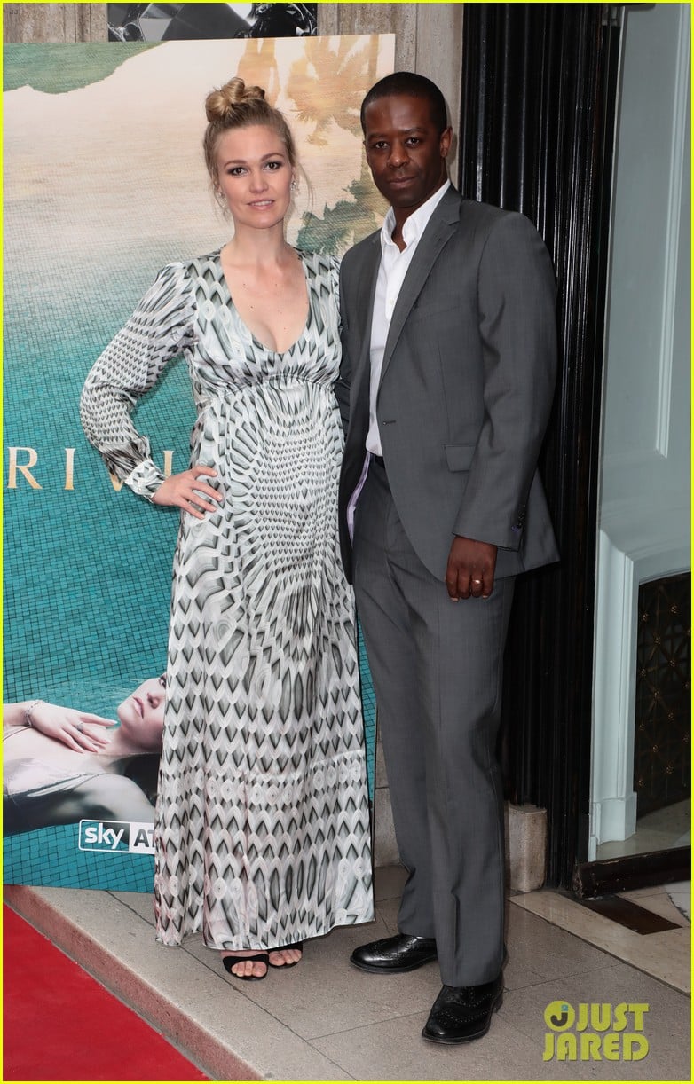 Pregnant Julia Stiles Cradles Baby Bump at TV Launch Event! Photo
