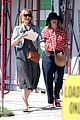 drew barrymore helps cameron diaz shop for new furniture 01
