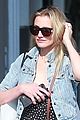 drew barrymore helps cameron diaz shop for new furniture 07