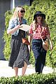 drew barrymore helps cameron diaz shop for new furniture 10