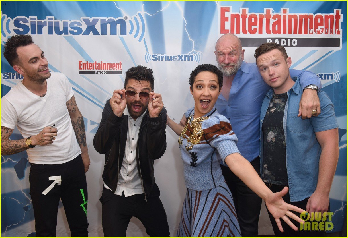 Photo: dominic cooper ruth negga get playful at comic con lounge 03
