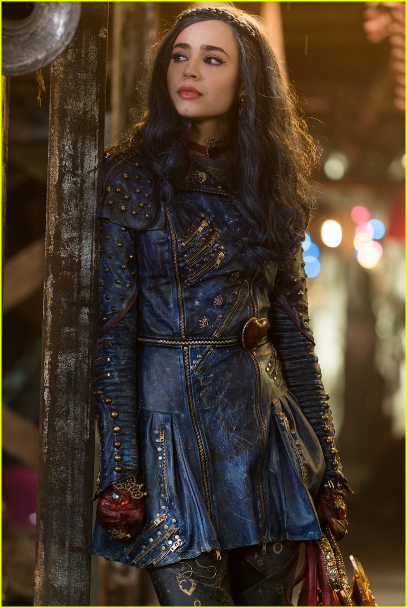 Photo: disneys descendants 2 cast list 28 | Photo 3931547 | Just Jared