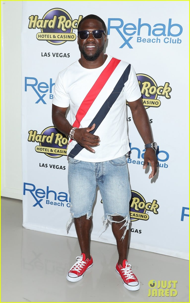 Kevin Hart Celebrates His Birthday in Las Vegas: Photo 3925564 | Photos