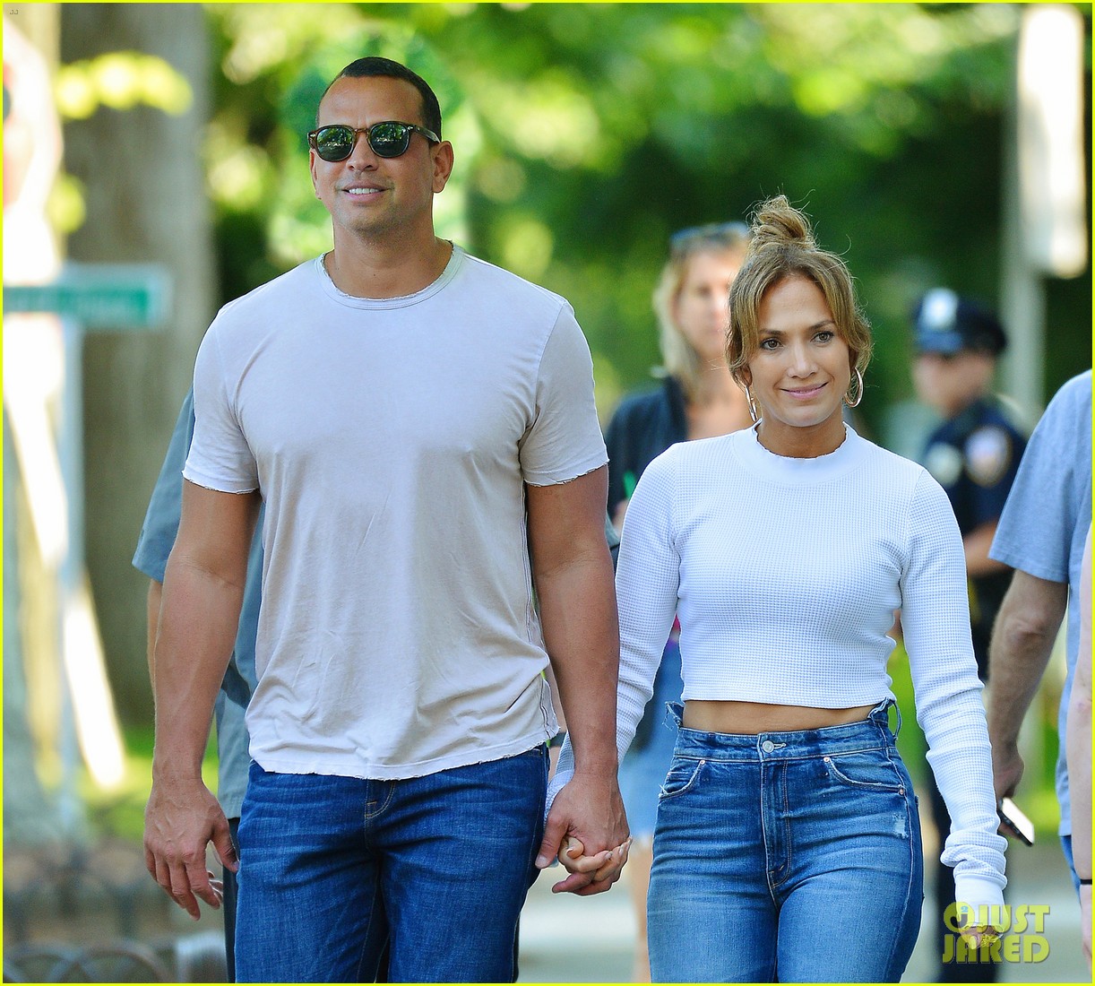 Jennifer Lopez Writes Sweet Birthday Message to Her 'Love' Alex