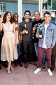 dylan obrien reunites with teen wolf cast at comic con 04