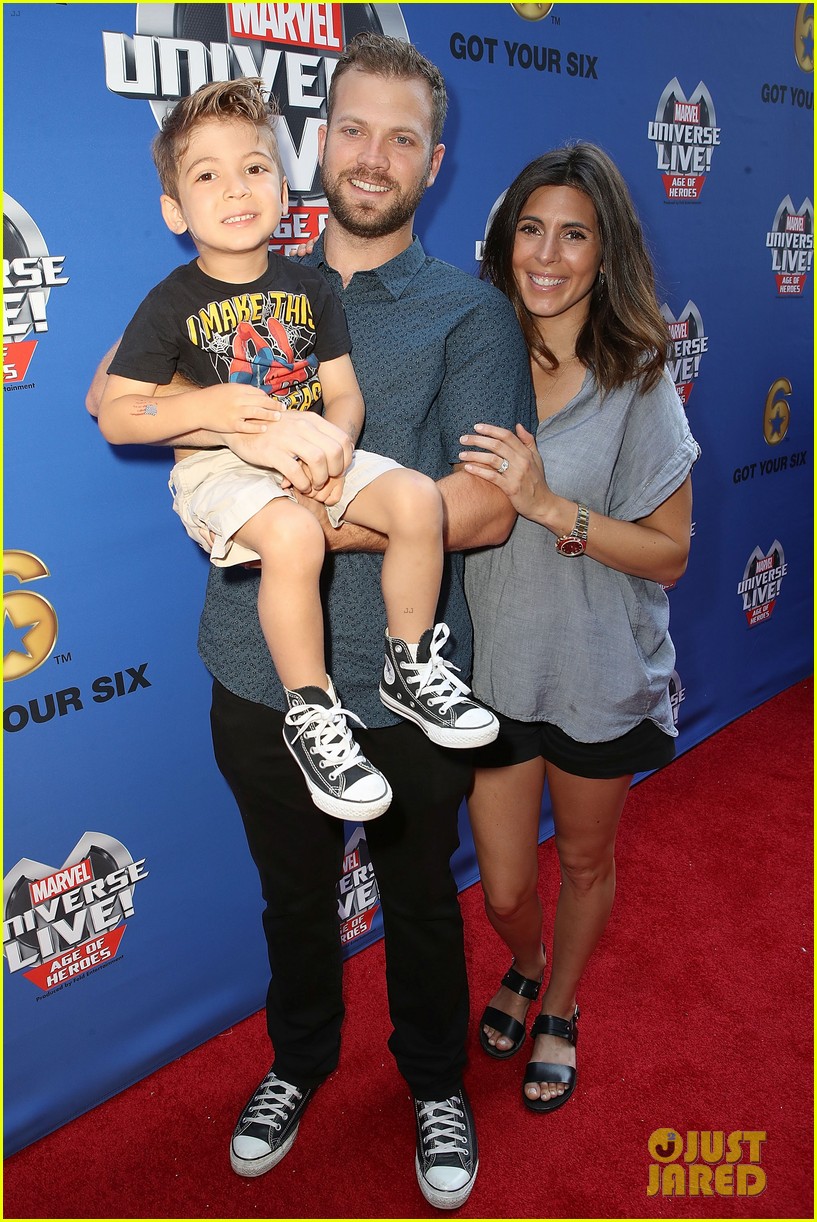 Scott Porter & Son McCoy Are an Adorable Father-Son Duo at Marvel