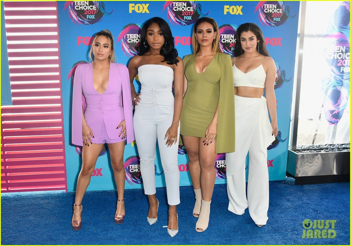 Fifth Harmony Wins Big at 2017 Teen Choice Awards! Photo 3941388