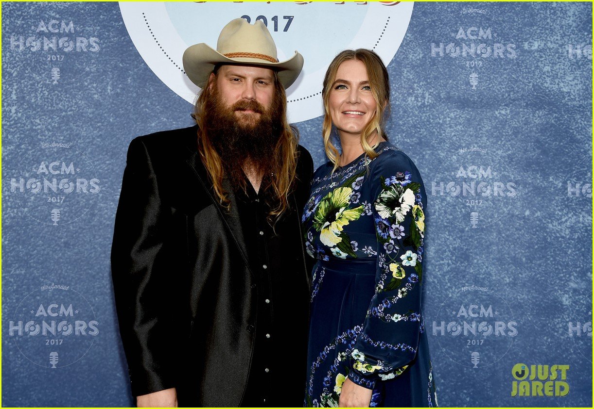 jason aldean pregnant wife brittany kerr attend acm honors 2017 033944871