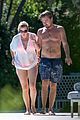 leo dicaprio goes shirtless on vacation with kate winslet 05