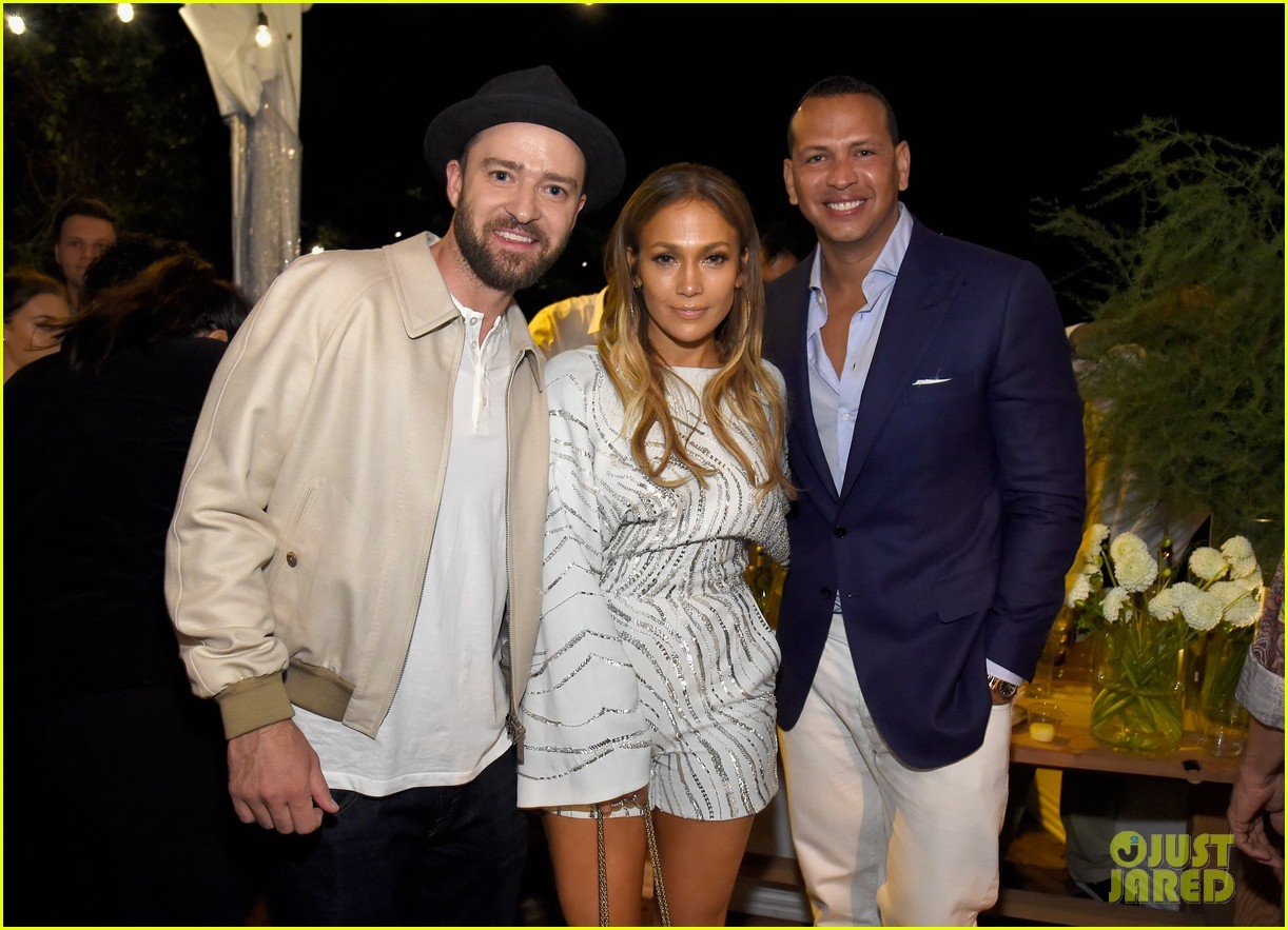 Jennifer Lopez & Alex Rodriguez Have Date Night in the Hamptons! Photo