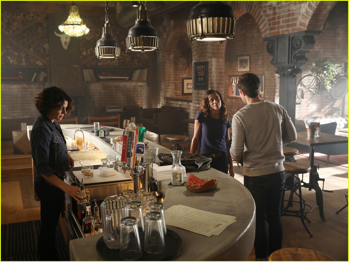 13 New Photos from ‘Once Upon a Time’ Season 7 Revealed!: Photo 3938398