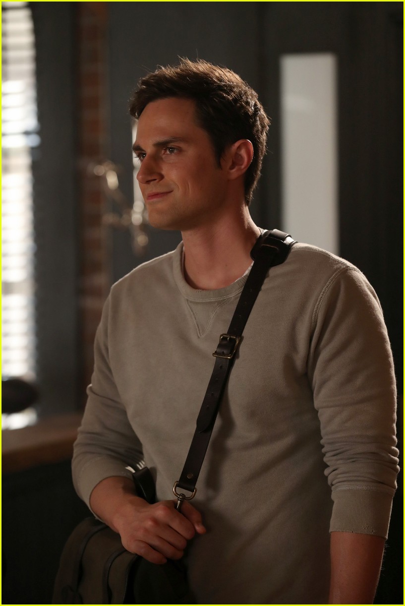 13 New Photos from ‘Once Upon a Time’ Season 7 Revealed!: Photo 3938408