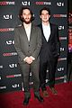 robert pattinson suits up for good time nyc premiere 11