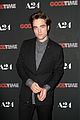 robert pattinson suits up for good time nyc premiere 15