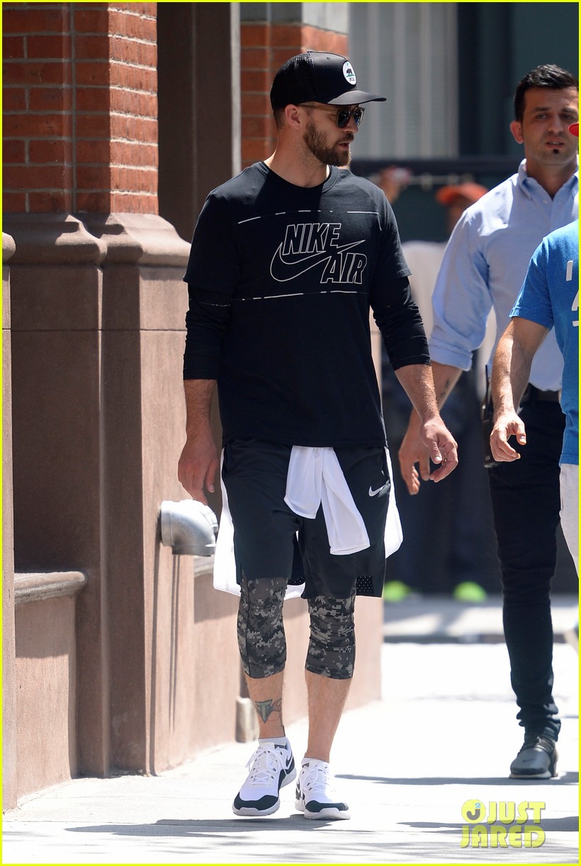 Justin Timberlake & Jessica Biel Kick Off Their Day in NYC Photo