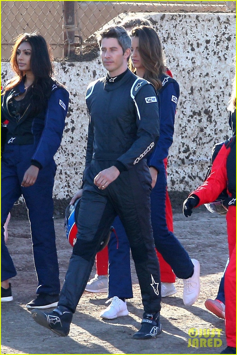 Arie Luyendyk Jr. Films 'The Bachelor' with His Contestants (Photos