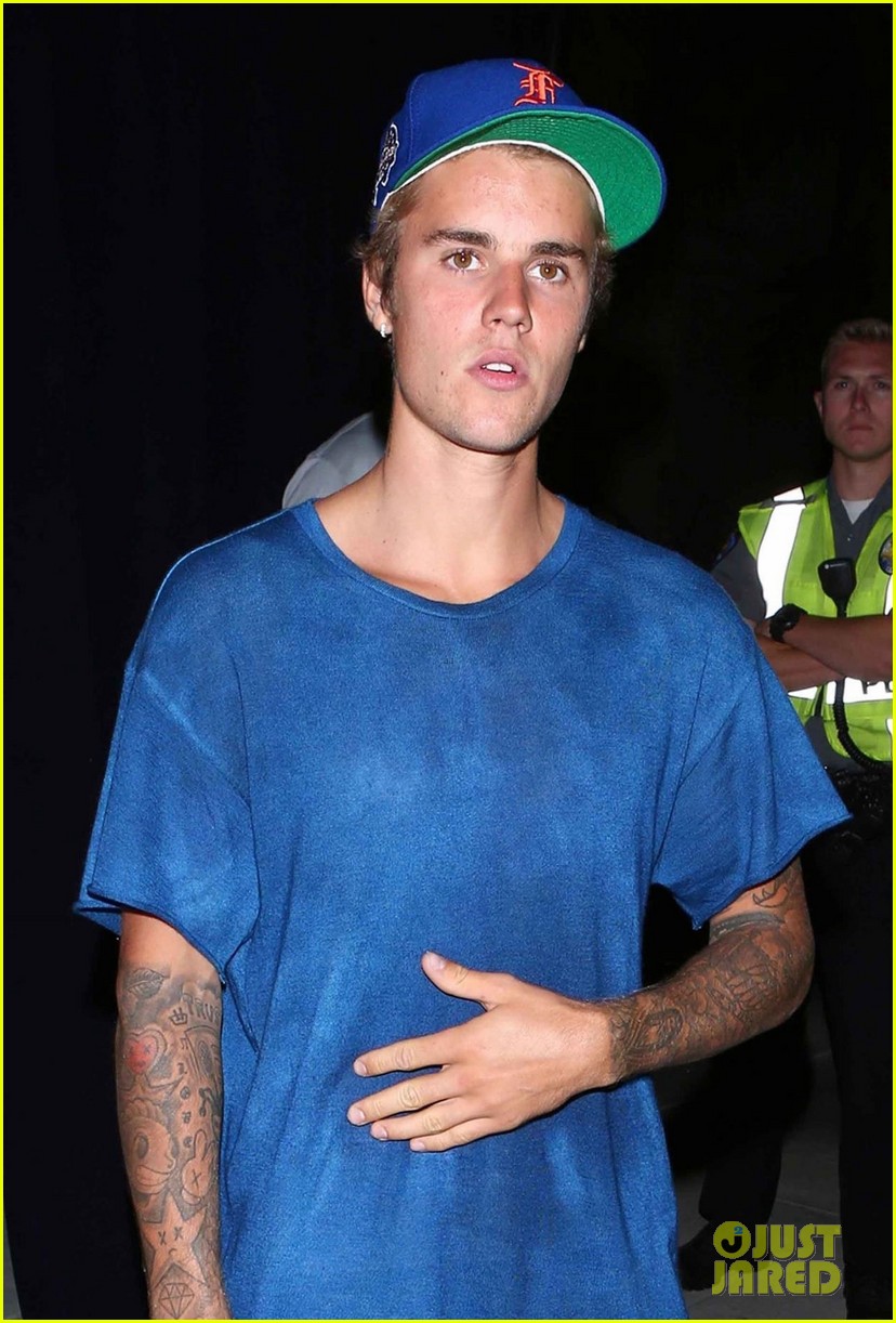 Justin Bieber Goes to Church in Socks & Sandals in Beverly Hills