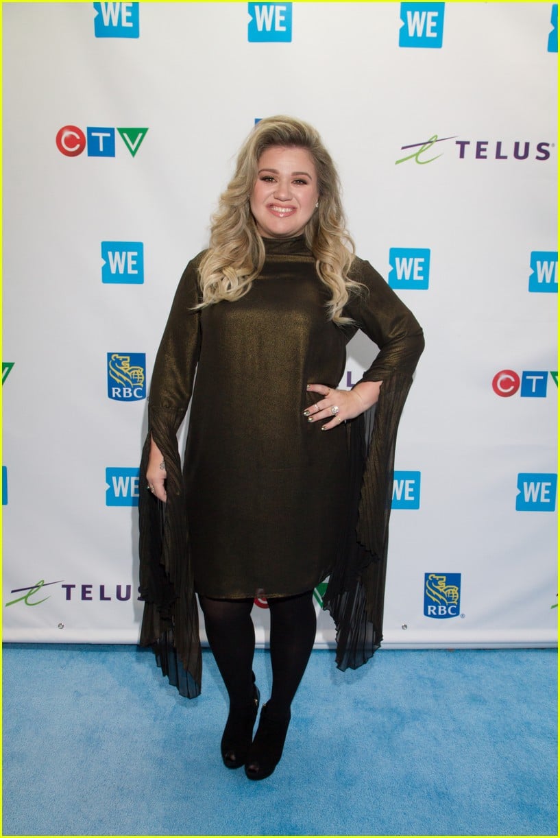 Kelly Clarkson & Vanessa Hudgens Inspire Youth at WE Day 2017: Photo