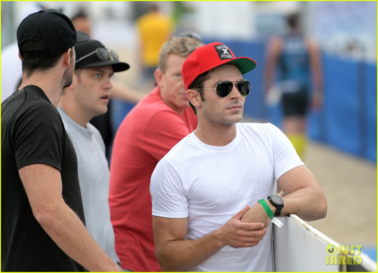 Zac Efron, James Marsden, & More Stars Race in Nautica Malibu Triathlon