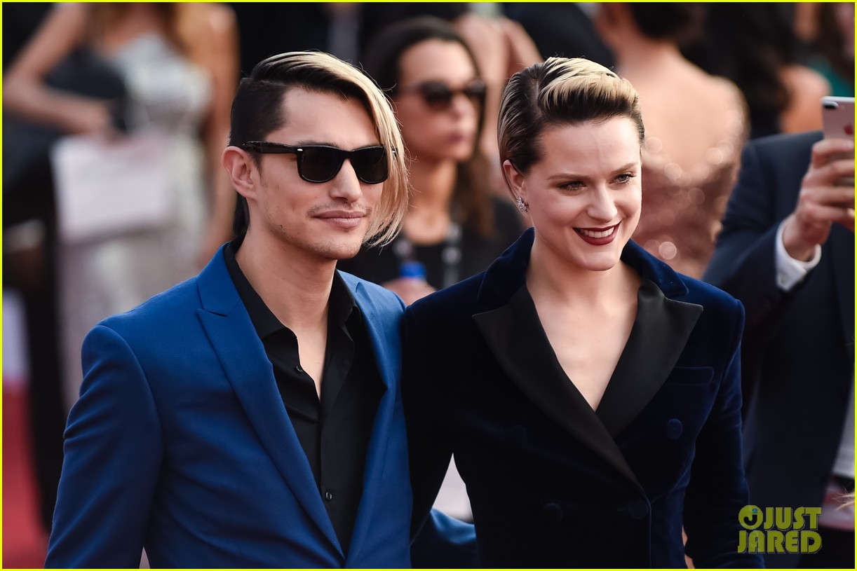 Evan Rachel Wood & Fiance Zach Villa Split, End Engagement Photo