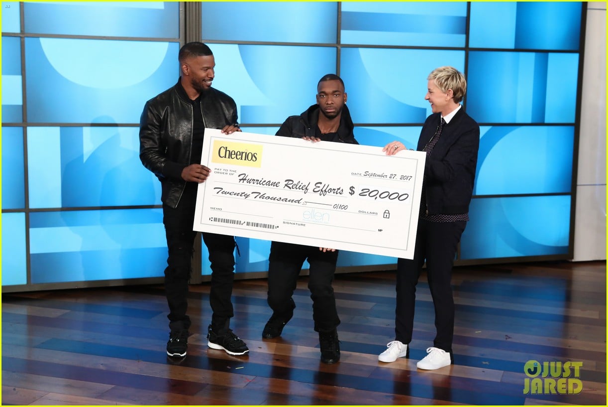 Jamie Foxx & Jay Pharoah Play the Impressions Game on 'Ellen' Watch