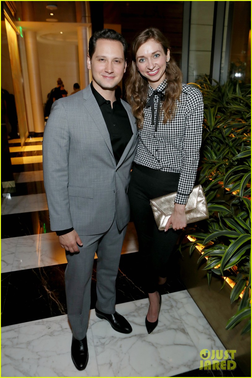 Photo: handmaids tale stars gather at thrs pre emmys party 25 | Photo