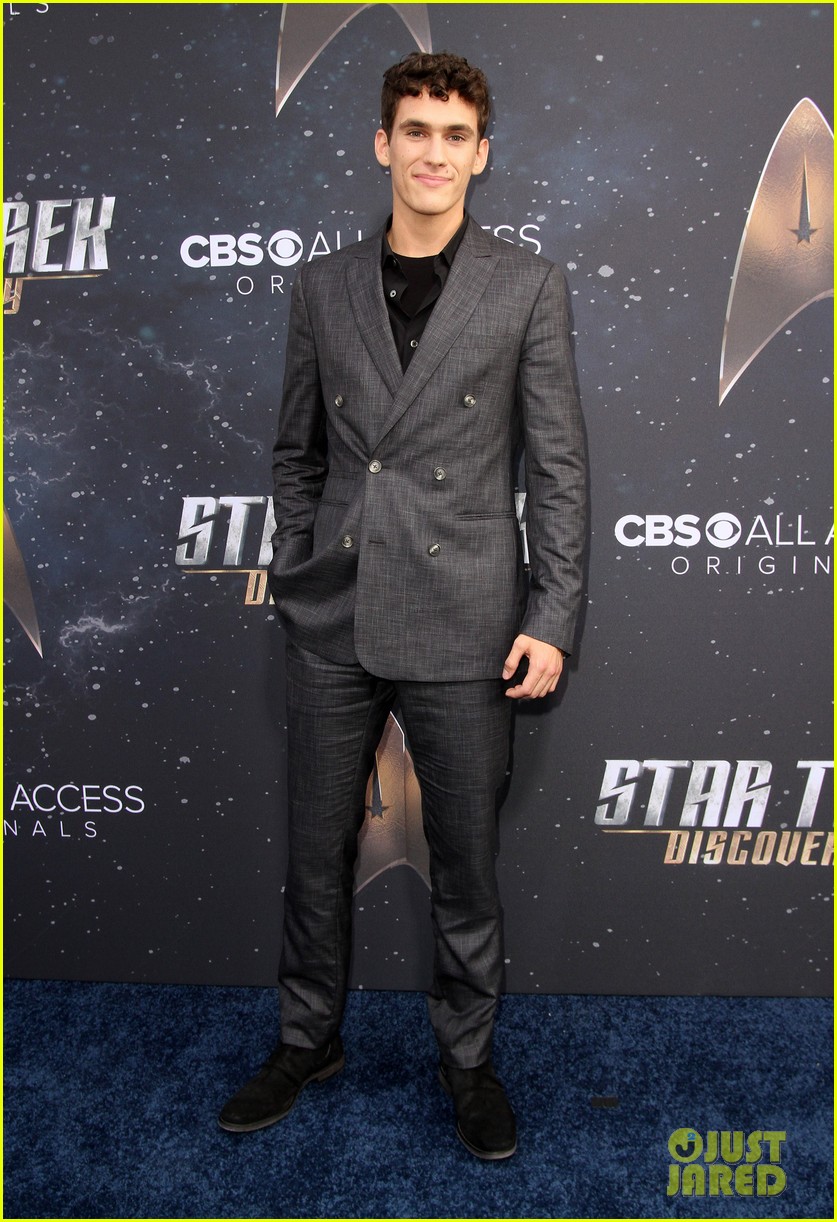 Anthony Rapp & Wilson Cruz Talk Gay Romance in 'Star Trek: Discovery ...