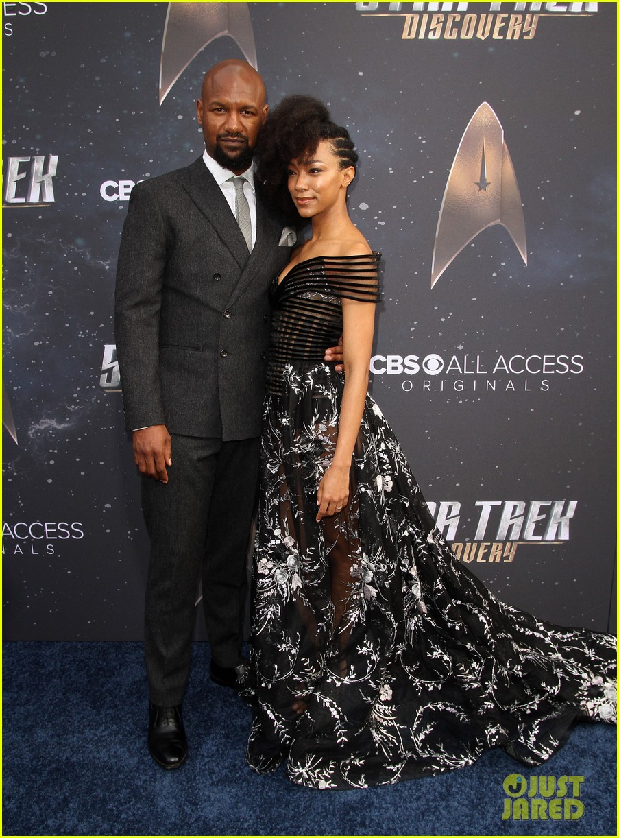 Anthony Rapp & Wilson Cruz Talk Gay Romance in 'Star Trek: Discovery ...